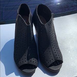 Wedges shoes